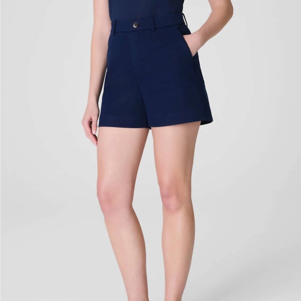 NWT - Spanx stretch Twill Short 5” - Timeless Navy - Size Small